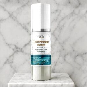 TOTAL PACKAGE FACE SERUM - Sun Coast Science / SEDERMA & LIPOTEC S AU